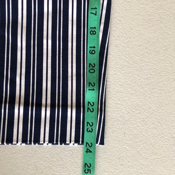 Chico's So Slimming Women's Size 1 (M) Crop Pant Navy White Vertical Stripe NWOT - Picture 10 of 14